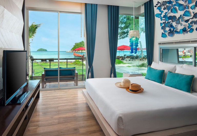 Deluxe-Sea-View-Cabana-cover