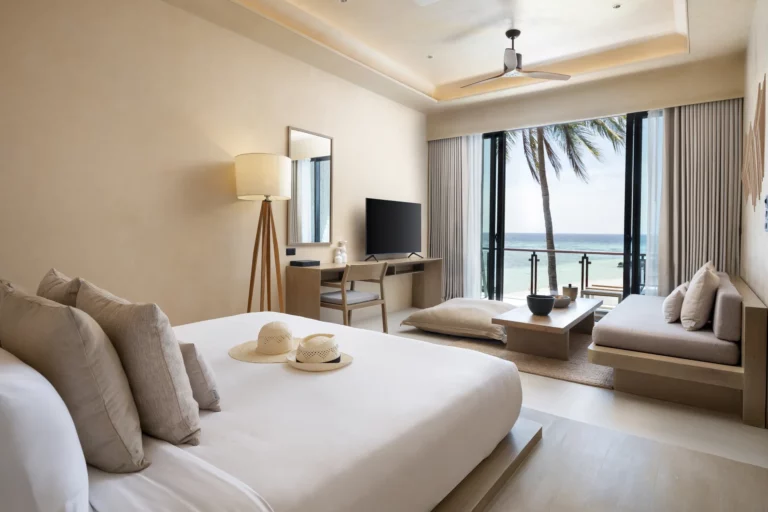Koh Lipe Junior Suite Sea View Bathtub